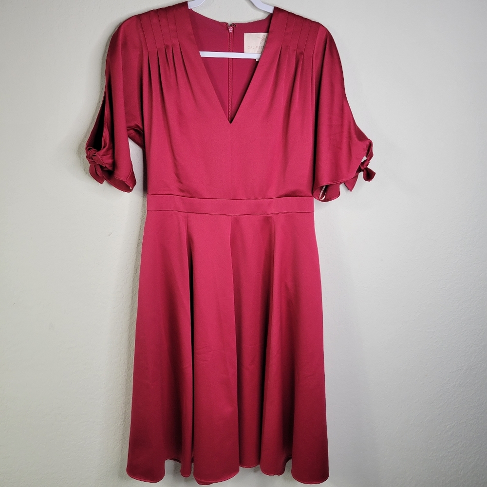 Gal Meets Glam Debbie  butter satin bow sleeves dress size 6